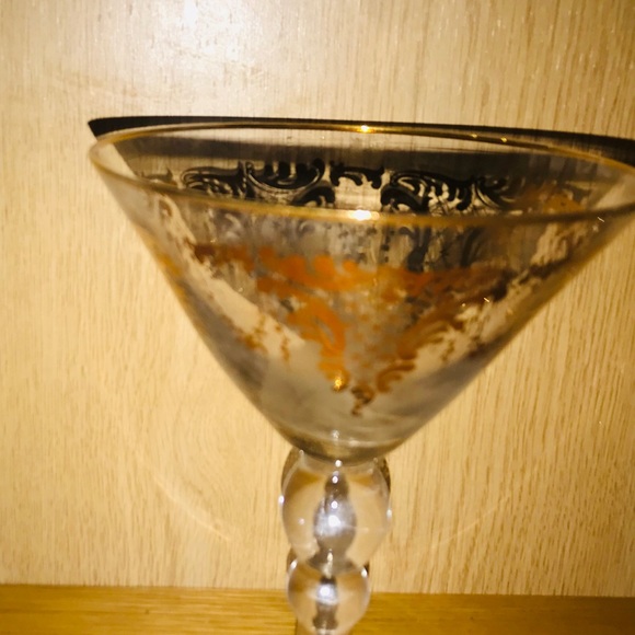 New 2 Glasses or Desert Cups Hand Painted Gold - Picture 8 of 16